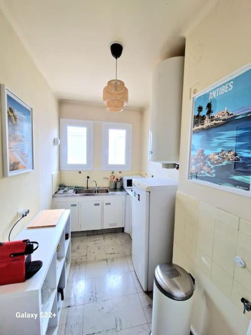 Cozy Studio, Sea View, Old Town, Near Beaches Antibes Exteriör bild